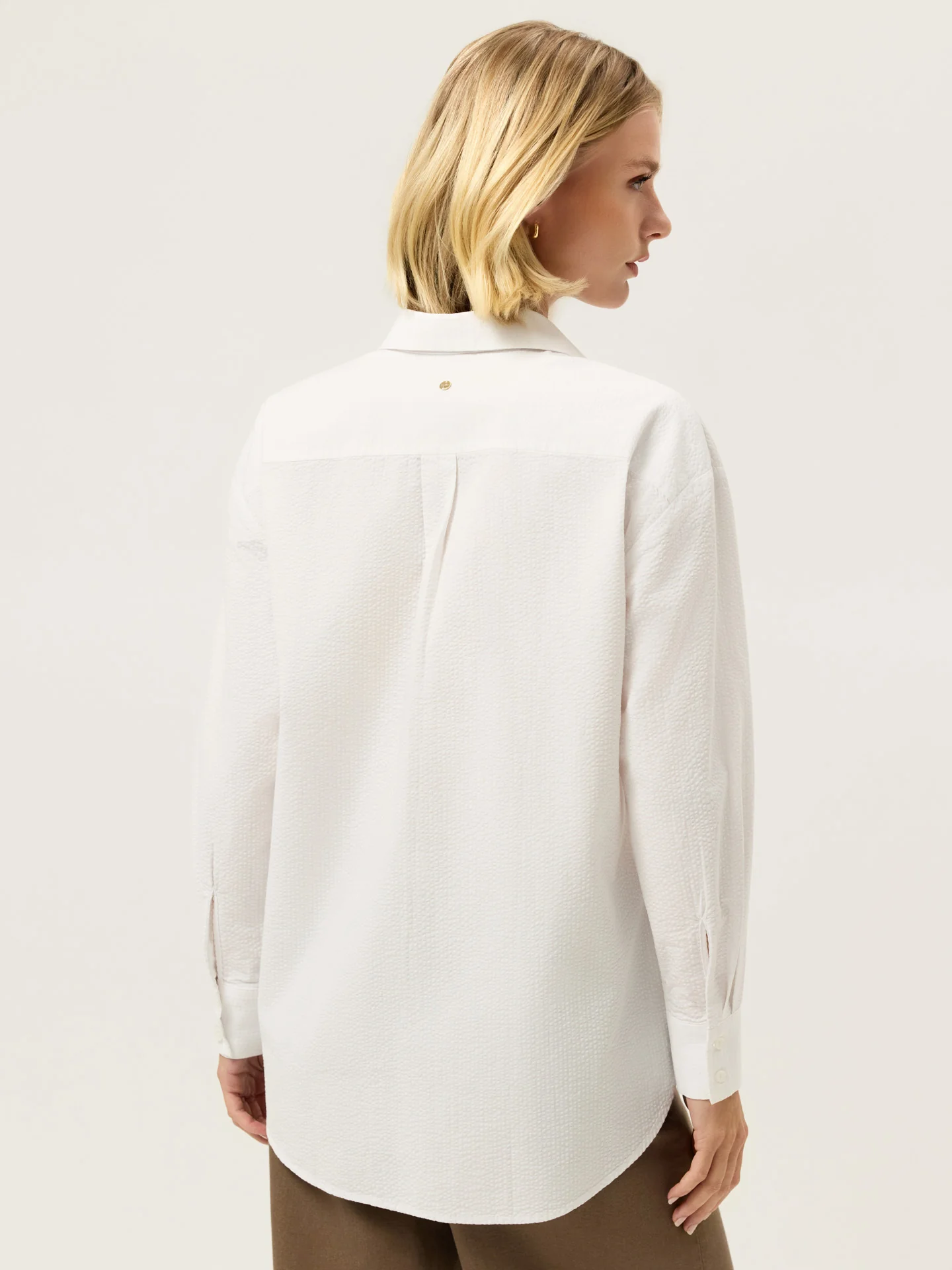 Loose Fit Cotton Seersucker Shirt With Pockets - Image 3