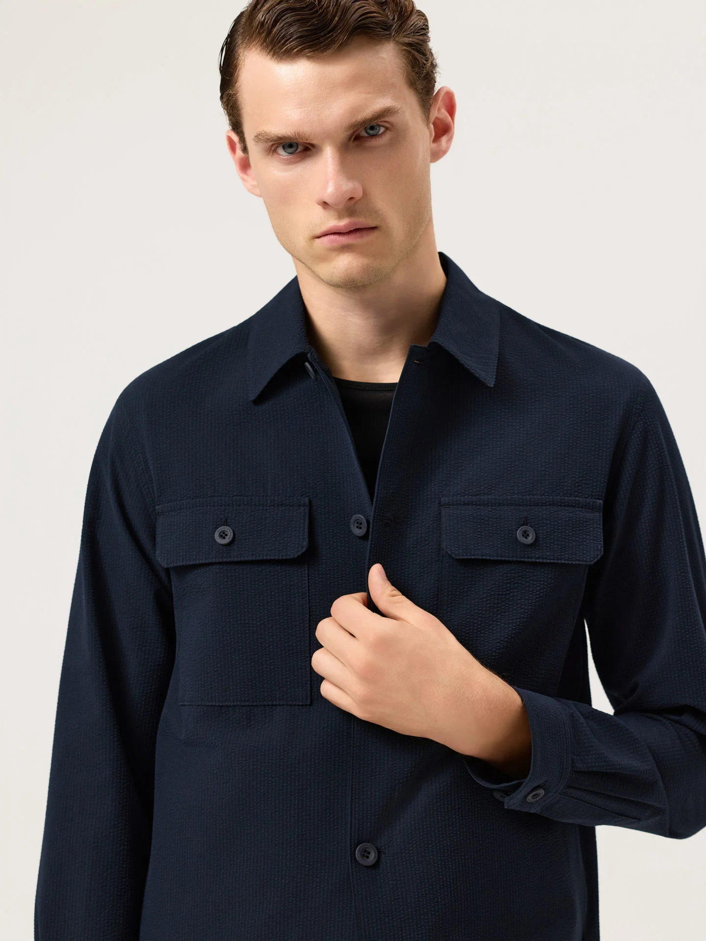 Seersucker Travel Overshirt With Hidden Zip Pockets - Image 3
