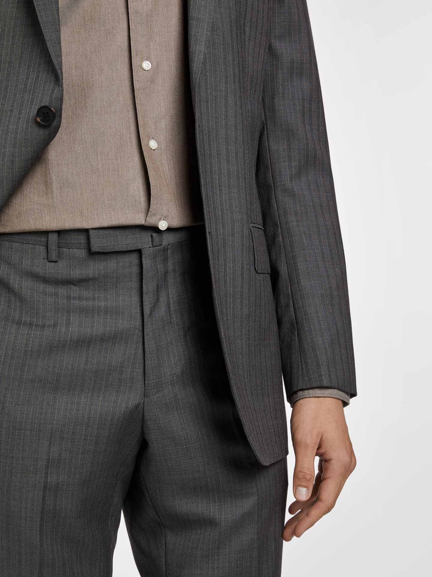 Slim fit business suit - Image 4