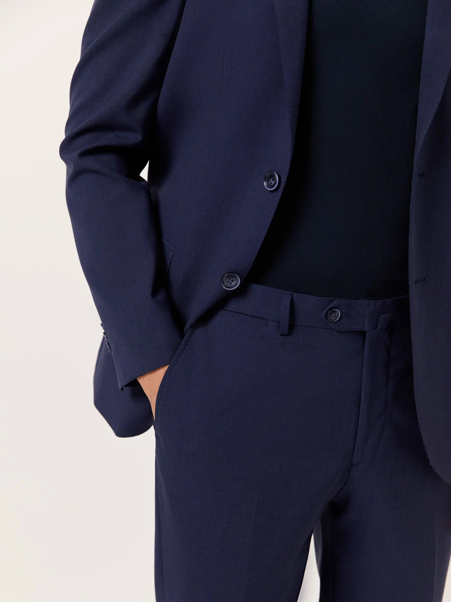 Slim Fit Suit in High-performance Wool - Image 3