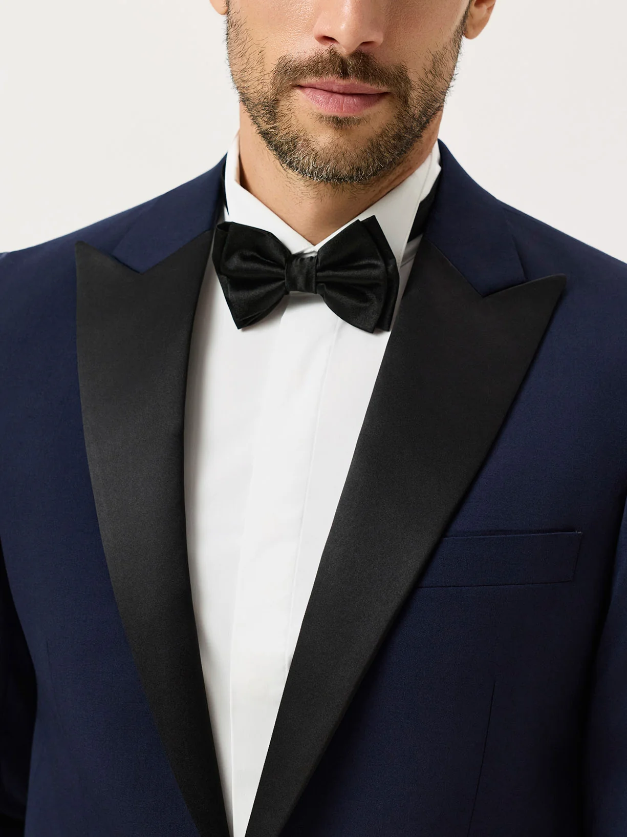 Slim fit tuxedo suit - Image 3