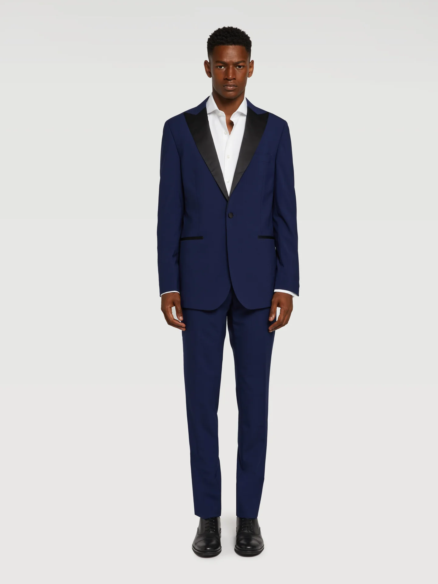 Slim fit tuxedo suit - Image 4