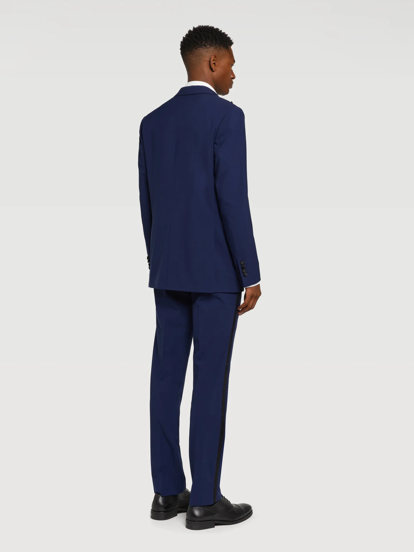 Slim fit tuxedo suit - Image 6