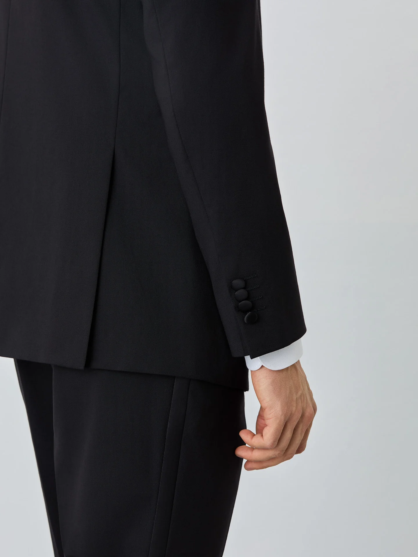 Slim fit tuxedo suit - Image 5